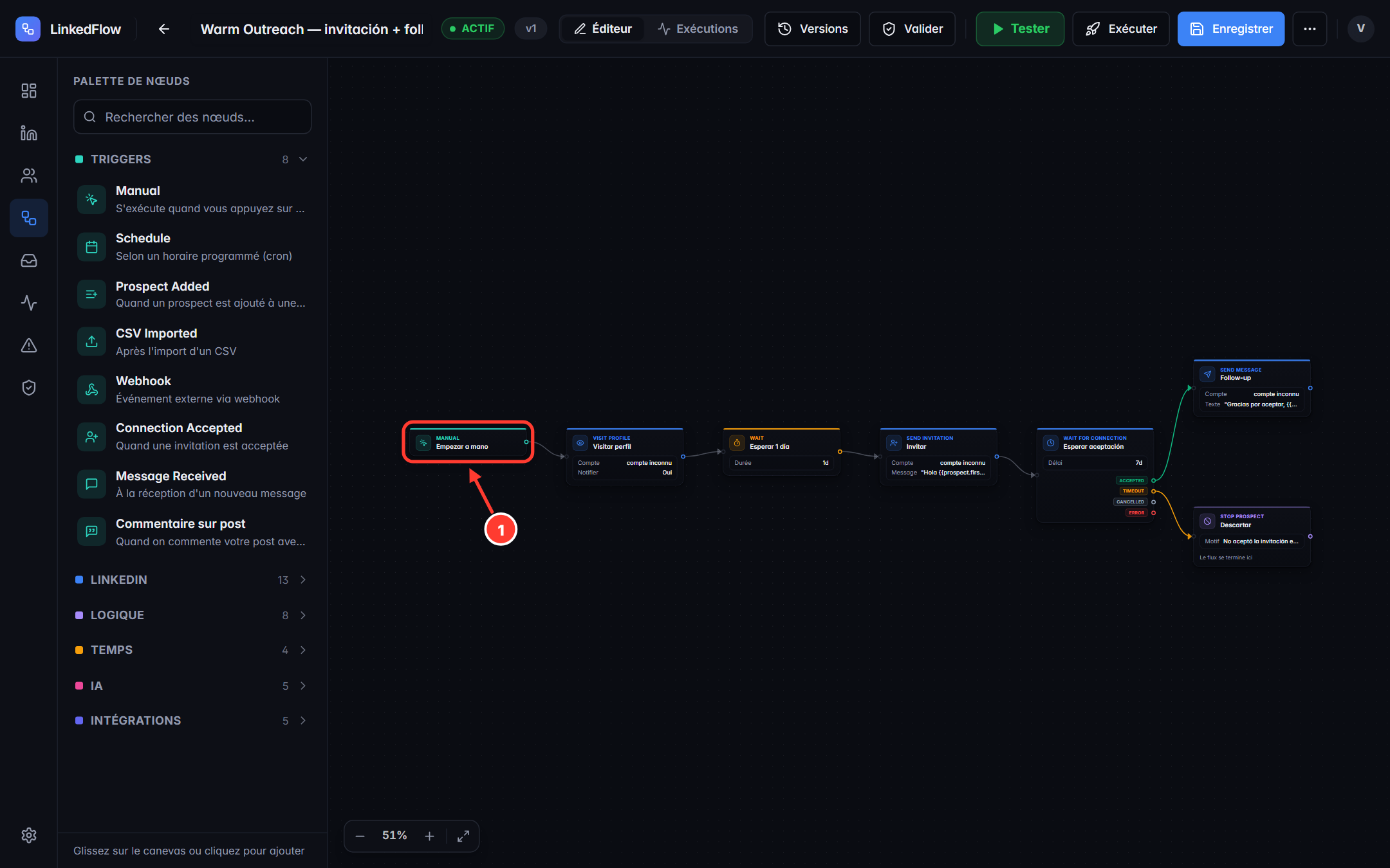 Le builder avec la palette à gauche et le canevas avec des nœuds, le nœud trigger annoté